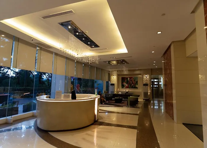 Nomehome Bgc Bellagio 120 Sqm Golfview 3br Loft Apartahotel