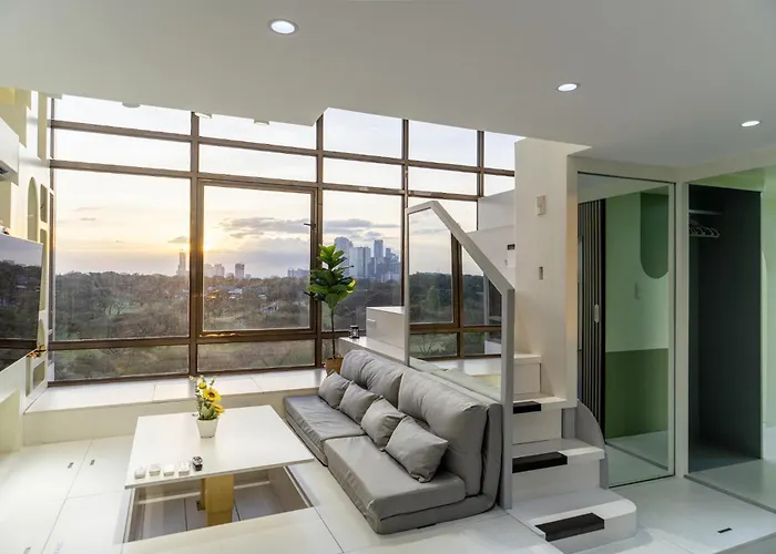 Apartahotel Nomehome Bgc Bellagio 120 Sqm Golfview 3br Loft Manila
