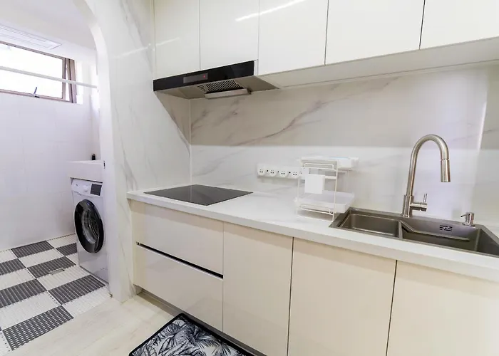 Apartahotel Nomehome Bgc Bellagio 120 Sqm Golfview 3br Loft